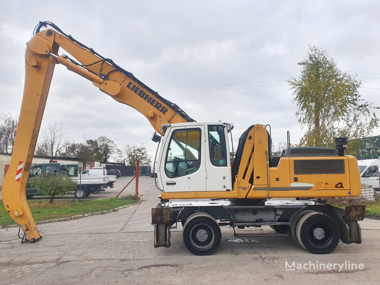 экскаватор для перевалки Liebherr A 924 C