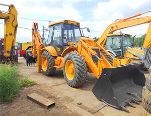 экскаватор-погрузчик JCB 4CX