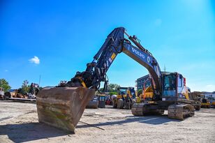 гусеничный экскаватор Volvo EC220EL